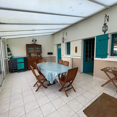 Maison Familiale A Gilles Croix - Animaux Admis - Fr-1-426-603 Semesterbostad *