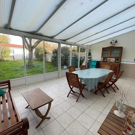 Maison Familiale A Gilles Croix - Animaux Admis - Fr-1-426-603 Semesterbostad *