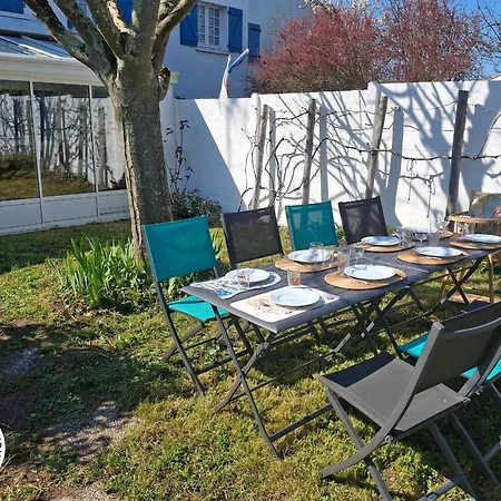 Semesterbostad Maison Familiale A Gilles Croix - Animaux Admis - Fr-1-426-603