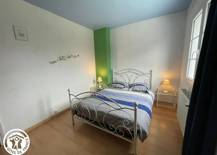 Hébergement de vacances Maison Familiale A Gilles Croix - Animaux Admis - Fr-1-426-603