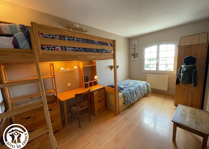 Hébergement de vacances Maison Familiale A Gilles Croix - Animaux Admis - Fr-1-426-603